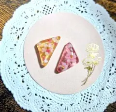 【No.36】ハンドメイドピアス　イヤリング　桜　ガラスタイル　和風