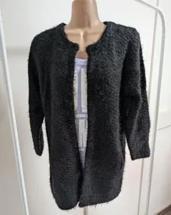 ロング丈　カーディガン　ファー　ニット　レディース　黒
