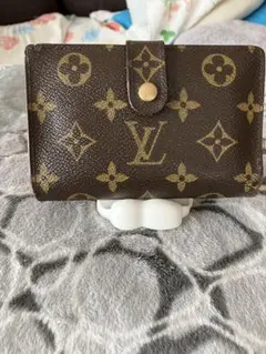 LOUIS VUITTON 2つ折り財布です❣️