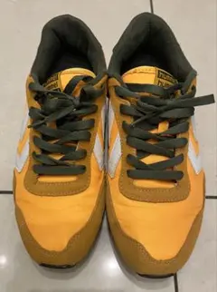 hummel スニーカーのサムネイル