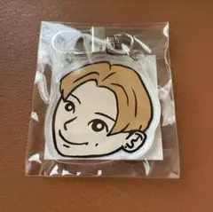 TREASURE 顔アクキー アサヒ　キーホルダー