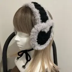ハートイヤーマフ 耳あて ハンドメイド 黒×グレー