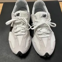 New Balance MS327 ホワイト スニーカー　白色　NB箱付き