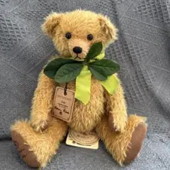 Robin Rive 手作りモヘアテディベア