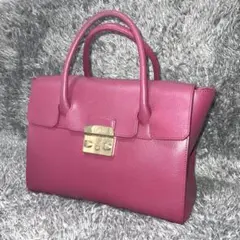 【FURLA】フルラ メトロポリス サッチェル ハンドバッグ 赤紫