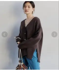 グリーンレーベルリラクシング Vネックニット カーディガン ウール　ブラウン