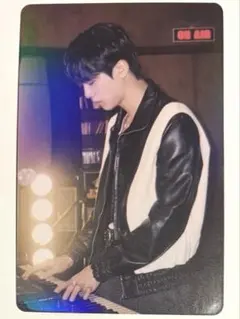 【BTS】‪☆199-45☆フォトカード ホログラム JIN ソクジン ジン