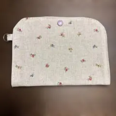 コンパクト　マルチポーチ　お薬手帳、通帳ピッタリ　綿麻　ミニ小花柄　ハンドメイド