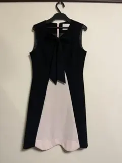 リボン付き黒ピンクAラインドレス