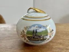 Item thumbnail for item 69feab63-6c09-46bc-8a5d-65bced6a3c33