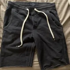 ハーフパンツ