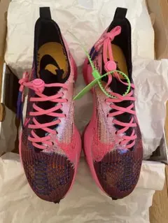 Off-White x Nike Air Zoom Tempo Next%