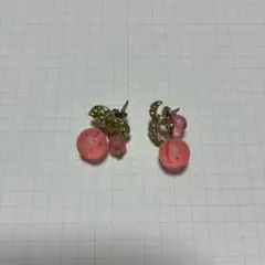 チェリンボ ピアスのサムネイル