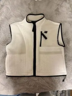 New Balance ニューバランス 白 ベスト アメリカ ボストン US