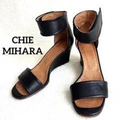 CHIE MIHARA チエ ミハラ 本革サンダル　ウェッジソール ブラックのサムネイル