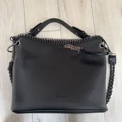 ブラックショルダーバッグ チェーンストラップ付き