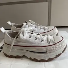 Converse 厚底ホワイトスニーカー　トレックウェーブ　TREK WAVE