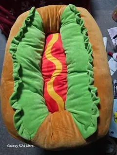 TAITO 限定 ホットドッグ型ぬいぐるみ　ペットのベッドにもOK