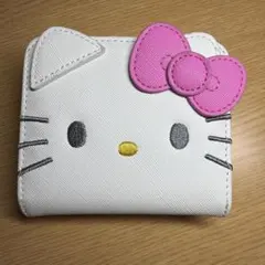 ハローキティ フェイス形二つ折りウォレット