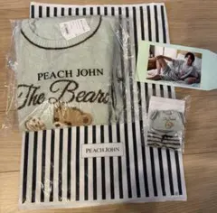 PEACH JOHN♡ルームウェアセット♡ノベルティーぬい服のサムネイル