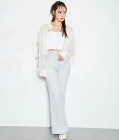 美品★INGNI★フレアデニムパンツ