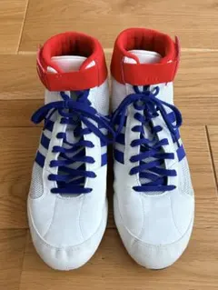 adidas ボクシングシューズ ホワイト ゴールド - メルカリ