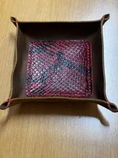 レザー小物入れ 赤黒蛇皮風