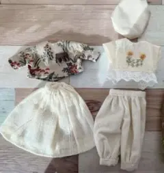 SALE　りかちゃん　洋服セットのサムネイル