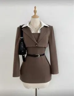 Item thumbnail for item e87a92b9-281c-4c5e-b950-81f95e3a25ad