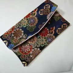 Item thumbnail for item eb1d6ec8-f93c-4086-abb6-db5da72795a5