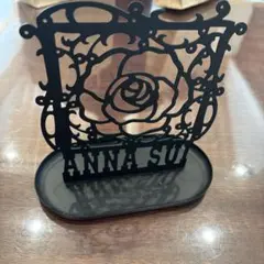 ANNA SUI バラデザイン　アクセサリー収納