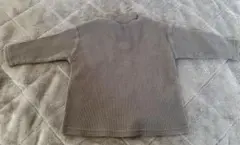 グレー リブ編み ボタン付きハイネックTシャツ