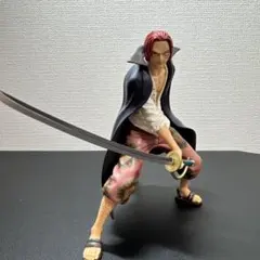 ワンピース シャンクス フィギュア