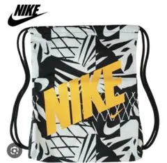 Nike グラフィックナップザック