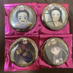 鬼滅の刃　胡蝶カナエ　胡蝶しのぶ 栗花落カナヲ 童磨 ランダム57mm缶バッジ