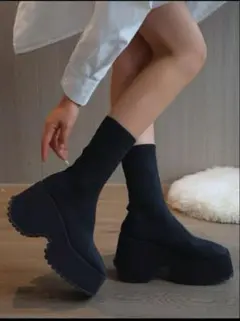 SHEIN 厚底ソックスブーツ　CN36