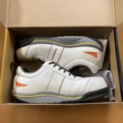 DIADORA 安全靴 ホワイト - メルカリ