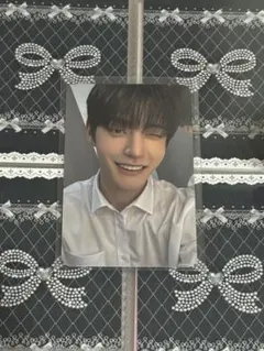 zb1 キムジウン　トレカ　　おまけあり