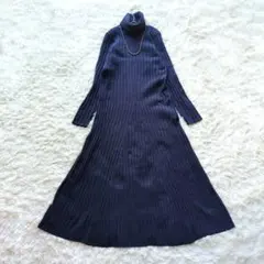 NOBLE タートルネックリブニットフレアワンピース 　ロング丈　ネイビー洗える