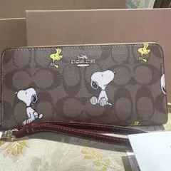 コーチアウトレット長財布SNOOPY