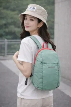 QUECHUA リュック 10L ミント 美品 軽量