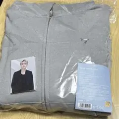 SEVENTEEN NEW_ フーディー　L