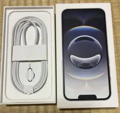 iPhone16e 空箱　➕　USBーCケーブル　➕　ピン付き