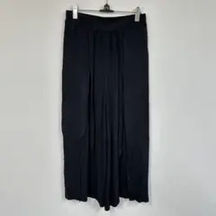 xhiliration ブラック ガウチョパンツ XSサイズ ゆったりシルエット