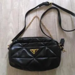 PRADA、キルティング、ショルダー、ポシェット、バック