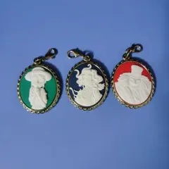 第五人格　カメオ風キーホルダー　庭師　漁師　ピエロ