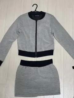 Cecil McBEE ストライプ柄 ジャケットとスカートのセットアップ