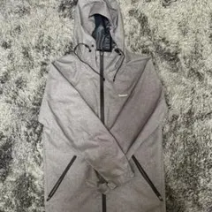 アウトドア系 ナイロンジャケット シェルジャケット グレー テック系 アウター