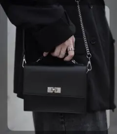 ZOZODEVICE ブラックレザーショルダーバッグ