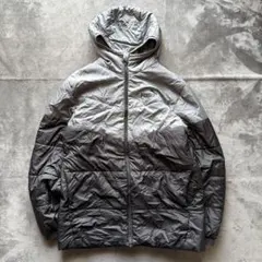 プーマ　ジップアップパーカー　中綿　ナイロンジャケット　プリント　古着